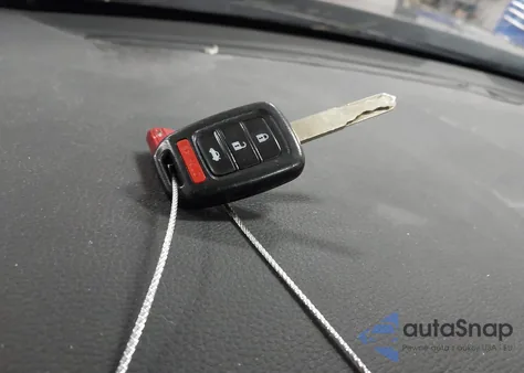 2013 Honda Accord Lx z USA, uszkodzony, nr VIN 1HGCR2F33DA003315